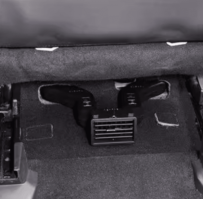 Xevaban.com ở 214 Giải Phóng là đơn vị chuyên cung cấp phụ kiện oto, đồ chơi oto, đồ chơi subaru forester, phụ kiện subaru forester, xevaban, 214 giải phóng, ống thông gió phía sau forester, ống thông gió điều hoà forester.